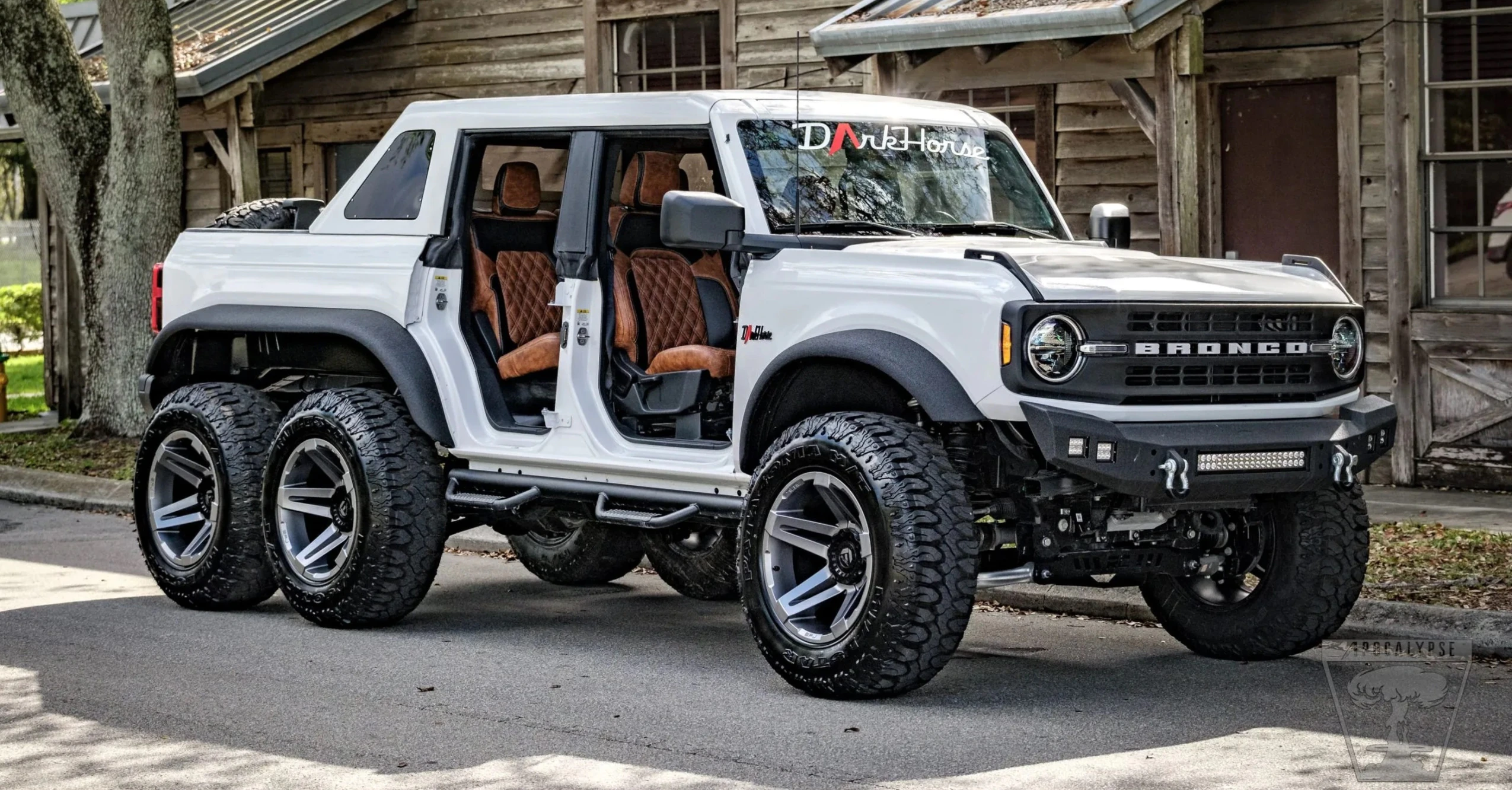 The World’s First Ford Bronco 6×6 Can Now Be Yours