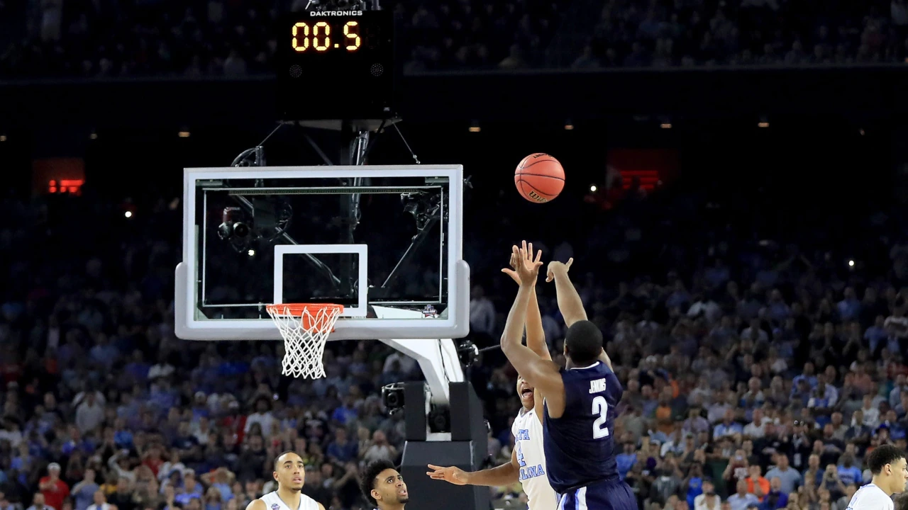 The Top 5 Buzzer Beaters In March Madness History