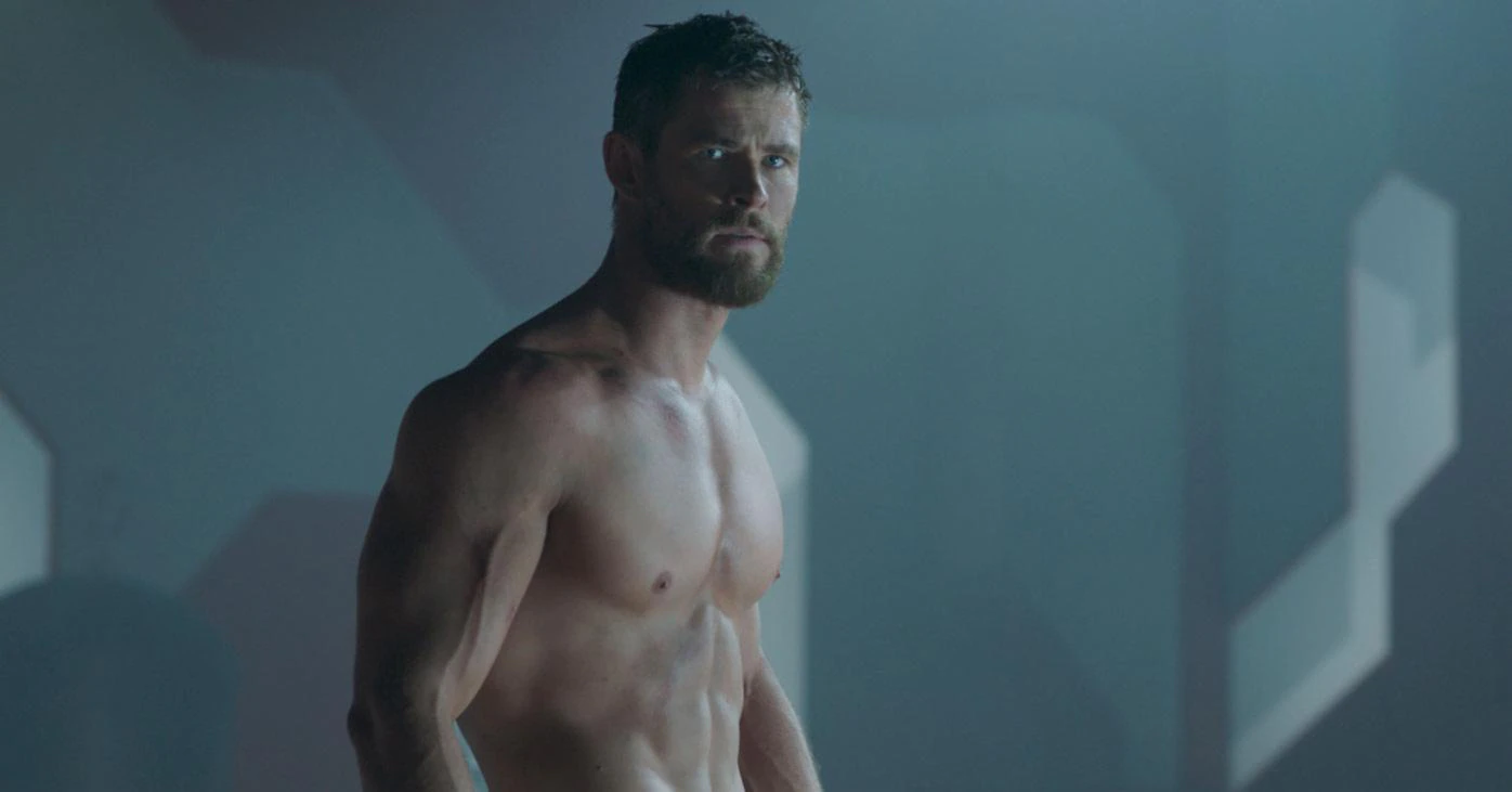 Chris Hemsworth Reveals ‘Monster’ 800-Rep Workout You Can Do At Home